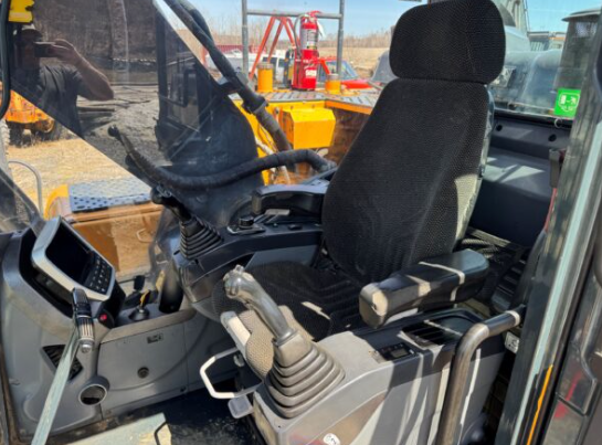 2016 excavator 3