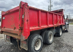 2012 Mack Granite 3
