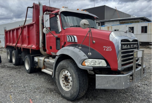 2012 Mack Granite 5