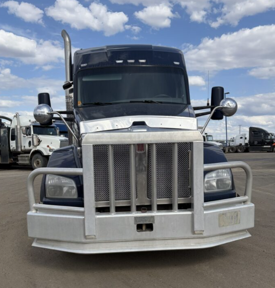2019 Kenworth T800 1