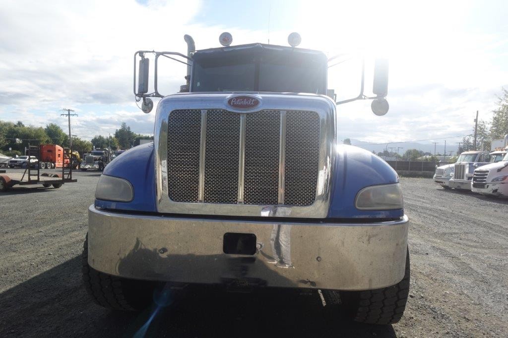 2007 Peterbilt 335 Dump Truck 6 (2)