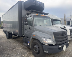 2018 Hino 268 Box truck