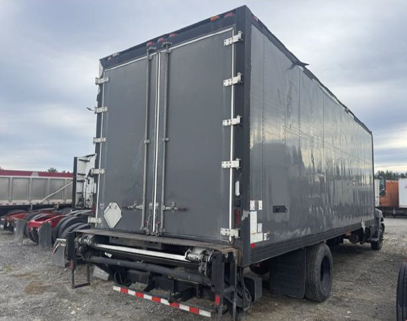 2018 Hino 268 Box truck